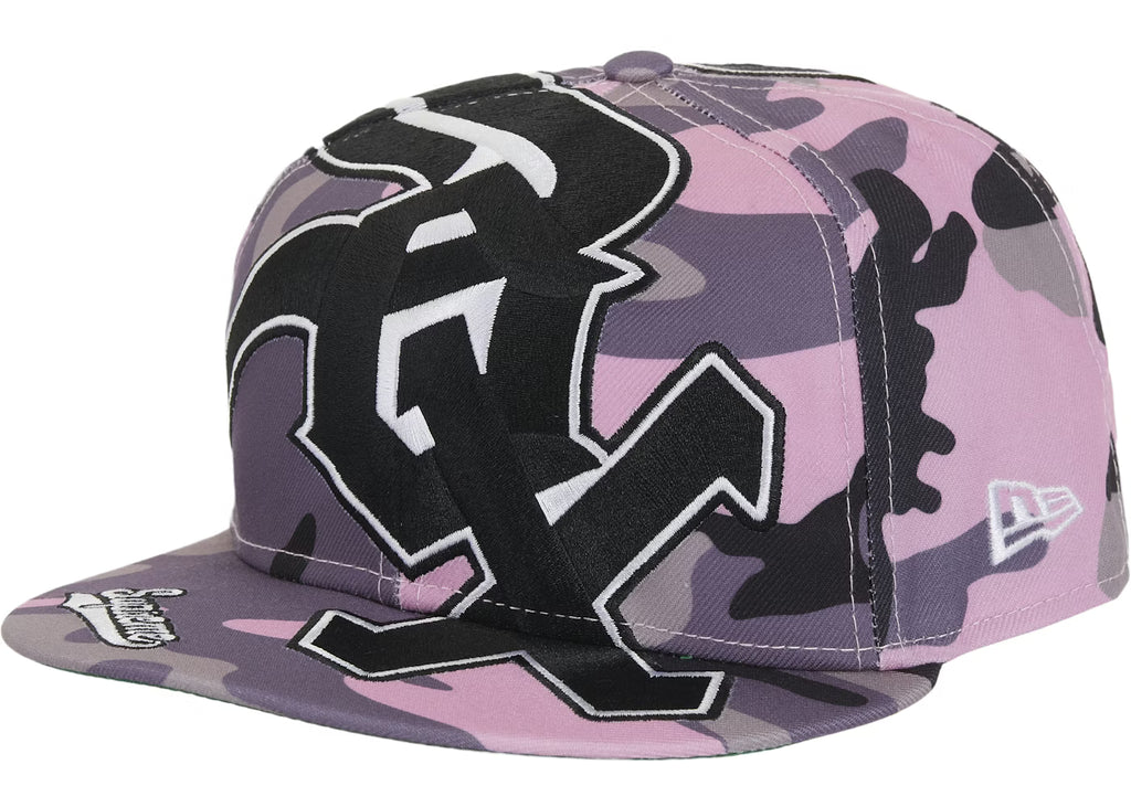Snapback New Era regolabile Supreme Chicago White Sox Camo Purple Black Pink