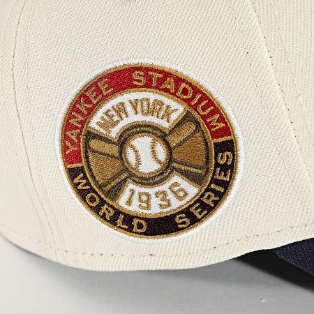 9FORTY E-Frame New York Yankees MLB World Series Patch Crema