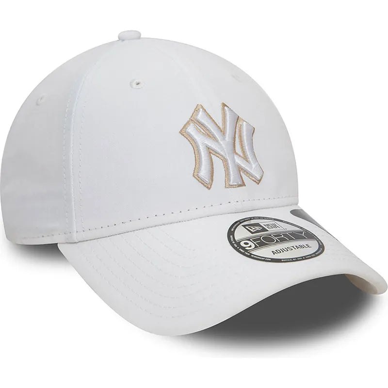New Era Curved Brim 9FORTY REPREVE Outline New York Yankees MLB White Adjustable Cap
